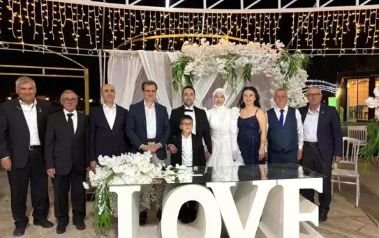 Manisa'da şehit Mehmet Uyar'ın kardeşi evlendi