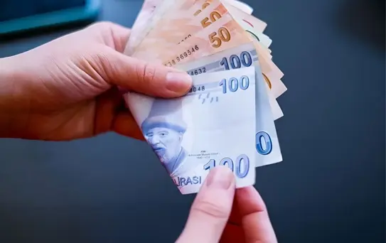 Memur ve emekliler maaş zammı için gün saymaya başladı