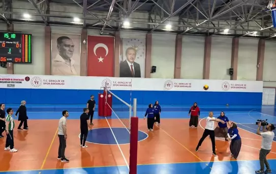 Engelliler Haftası'nda Voleybol Maçı