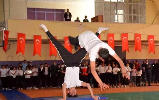 Sarıkamış'ta 19 Mayıs Coşkuyla Kutlandı