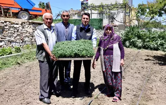 Vali Aygöl'den Tekin Çiftine Ziyaret