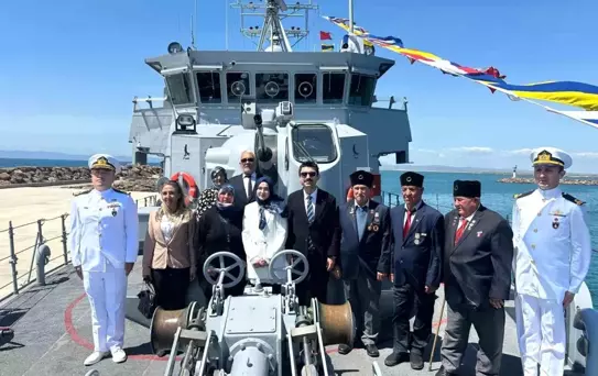 TCG Akçakoca Enez Limanı'nda Ziyarete Açıldı
