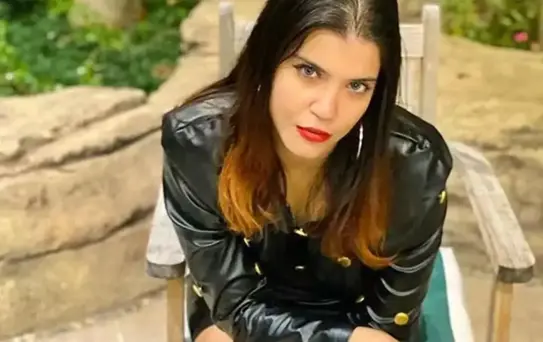 Feyza Civelek'e nazar değdi
