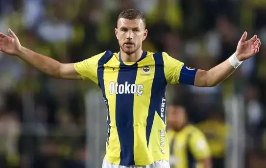 Dzeko'un paylaşımı taraftarları ikiye böldü
