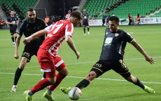 Süper Lig'e hangi takım çıkacak? Bandırmaspor ve Boluspor, final için sahada