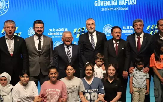 Bakan Işıkhan: Önceliğimiz işin geleceğinden önce, işçimizin geleceği