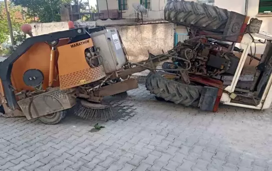Temizlik Makinesi Hırsızlığı: Zanlılar Kaza Yaparak Yakalandı