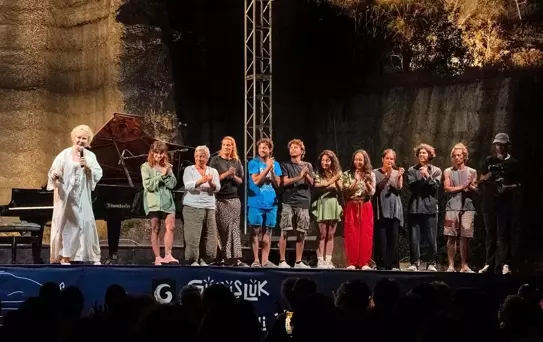 Gümüşlük Müzik Festivali Gülsin Onay Konseriyle Sona Erdi