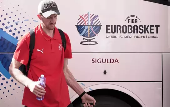 A Milli Basketbol Takımı Riga'ya İndi