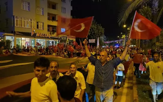 Adana ve Mersin'in ilçelerinde Demokrasi ve Milli Birlik Günü etkinlikleri düzenlendi