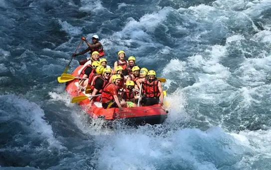 Köprüçay'da Rafting Heyecanı