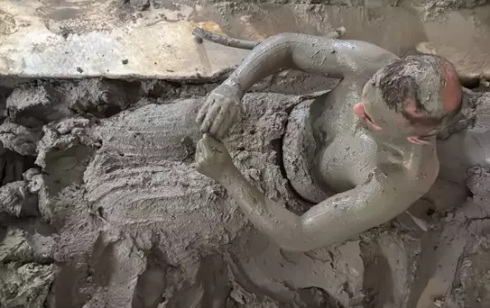 Gurbetçiler Hüdai Kaplıcaları'nda Şifa Arıyor