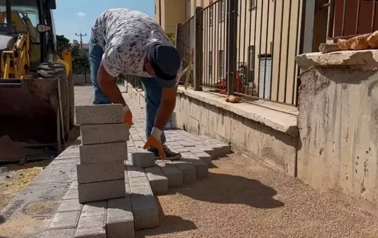 Güdül Belediyesi Kasım Dede Türbesi'nin Bakımını Yaptı