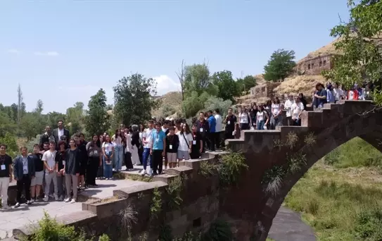 Antalya'dan Ahlat'a Tarihsel Gezi