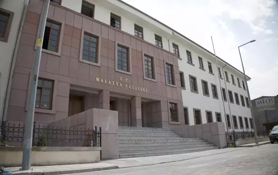 Malatya Valiliği Binasi Yeniden İnşa Edildi