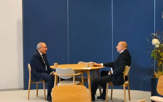 Aliyev ve Paşinyan Danimarka'da Görüştü