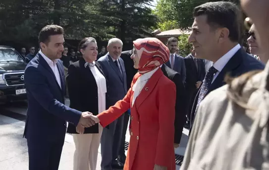 Bakan Göktaş Tunceli'de AK Parti'yi Ziyaret Etti