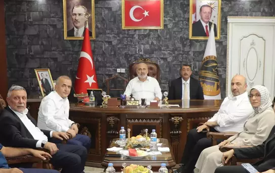 Bakan Yardımcıları Elazığ'da Ziyaretler Gerçekleştirdi