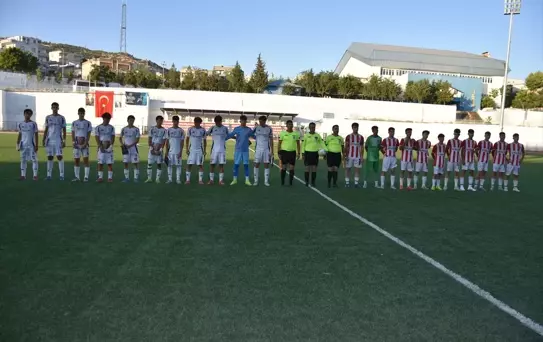 Beşiktaş ve Şırnak Petrol Spor U16 Dostluk Maçı