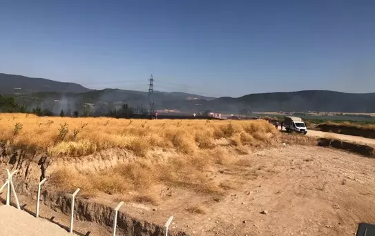 Osmaneli'nde Anız Yangını Söndürüldü