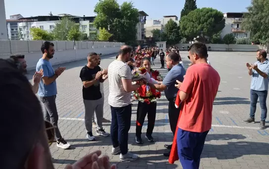 Nehir Özcan'dan Çifte Madalya