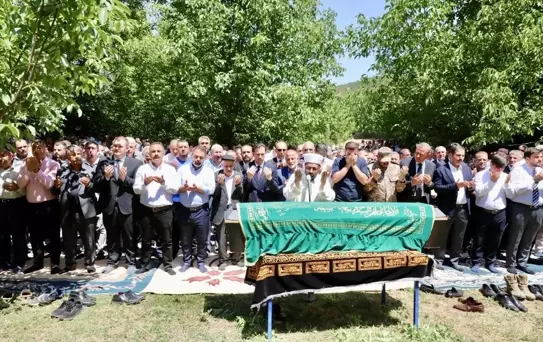 Bitlis'te Cenaze Töreni