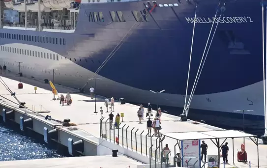 Bodrum'a İki Kruvaziyer Gemisi Geldi