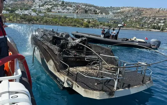 Bodrum'da Tekne Yangını