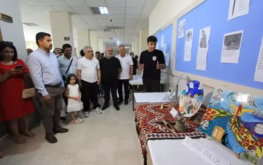 Bozyazı Lisesi'nde Çini Sergisi