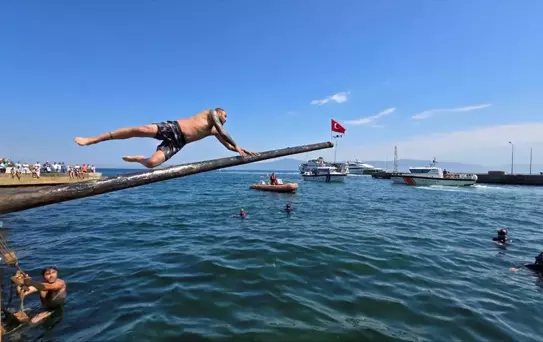 Bursa'da 1 Temmuz Denizcilik ve Kabotaj Bayramı kutlandı