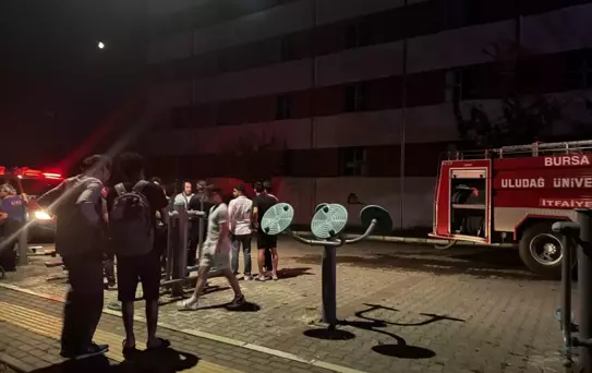 Bursa'da Öğrenci Yurdunda Yangın