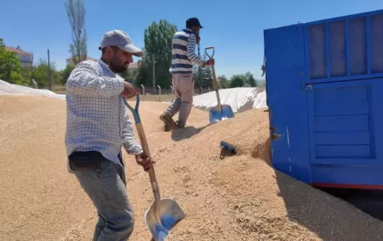 Çubuk'ta Trafik Kazası: 2 Yaralı