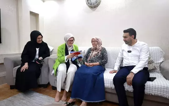 Cumhurbaşkanı Erdoğan'ın 'Terörsüz Türkiye' mektubu Mersin'de şehit annesine ulaştı