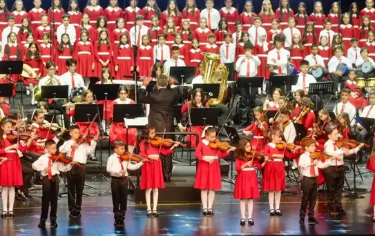 Cumhurbaşkanlığı Çocuk Orkestrası İlk Konserini Verdi