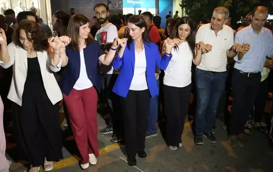 Tülay Hatimoğulları Barış Yürüyüşünde
