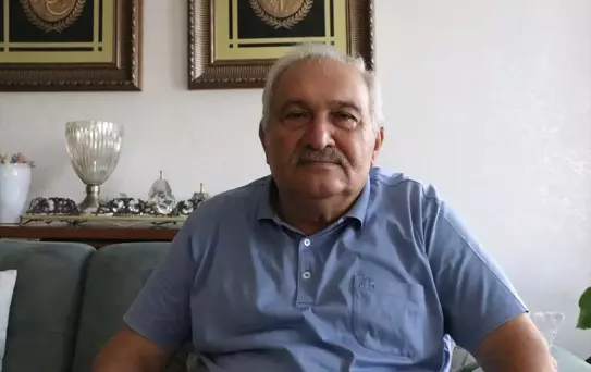 İzzet Dönmez: Depremde Ailesini Kaybeden Baba