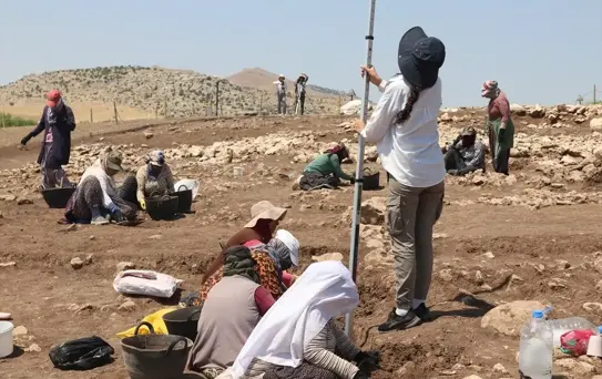 Çayönü Tepesi'nde Tarihi Kazılar