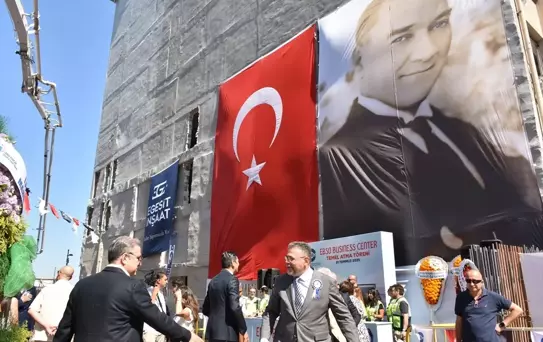 EBSO Yeni Hizmet Binasının Temelini Attı