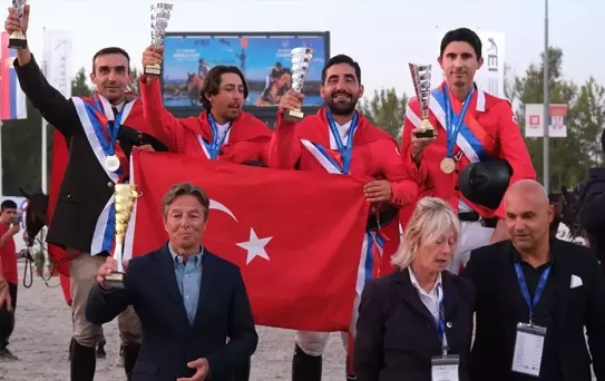 Türk Biniciler Balkan Şampiyonu