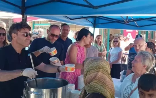 Gelibolu'da Aşure Günü Kutlandı