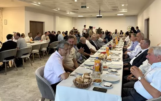 Kaymakam Arabacı'ya Veda Yemeği