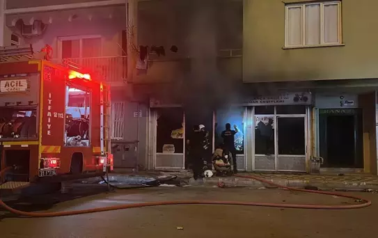 İskenderun'da Motosiklet Tamircisinde Yangın