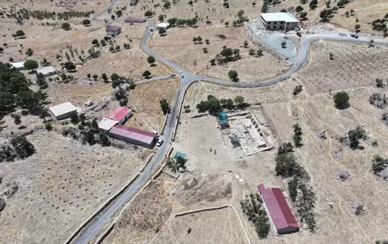 Kavurucu Sıcaklarda Tarih Kazılıyor