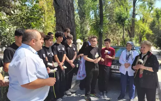 Ayhan Sümer Anıldı