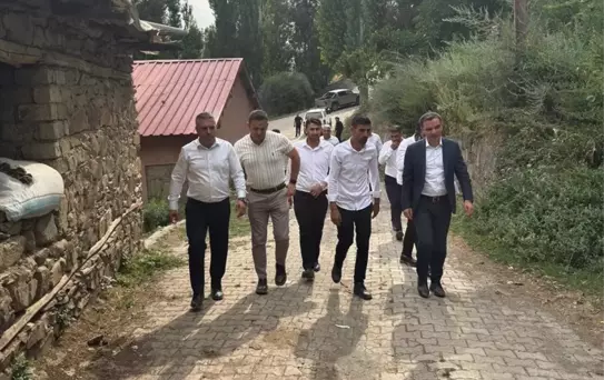 Kaymakam Bilgin, Hizan'da Köy Ziyaretleri Gerçekleştiriyor