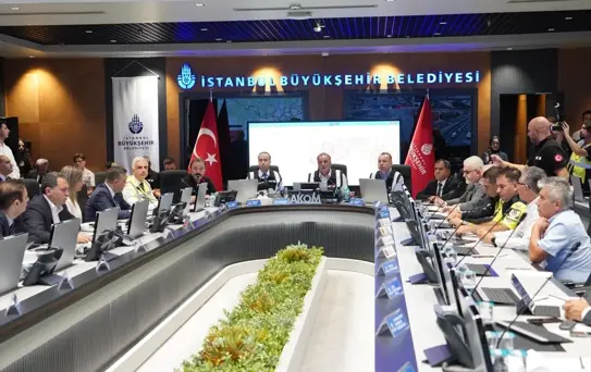 İBB, Okul Trafiğini Başarıyla Yönetiyor