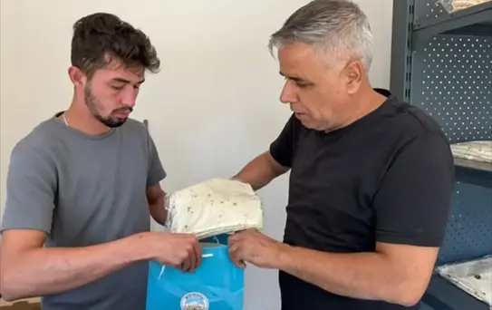 Gurbetçiler Yufka Ekmeğine İlgi Gösteriyor