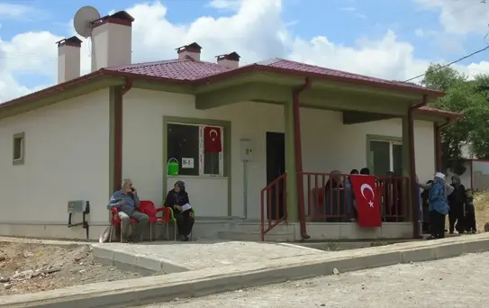 İslahiye'de 18 Kalıcı Konut Anahtarları Teslim Edildi