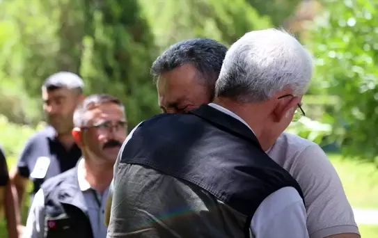 İzmir'deki yangına müdahale ederken şehit olan dozer operatörü Demir için tören düzenlendi