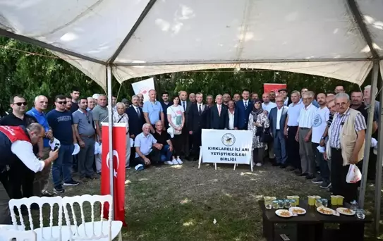 Ana Arı Dağıtım Töreni Babaeski'de